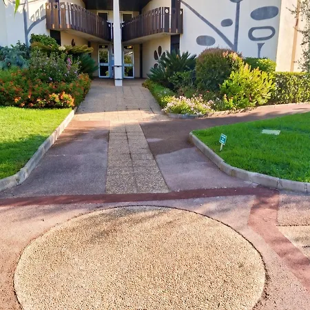 Confortable A Mandelieu-la-napoule, 37 M², Piscine Apartment Mandelieu-la-Napoule